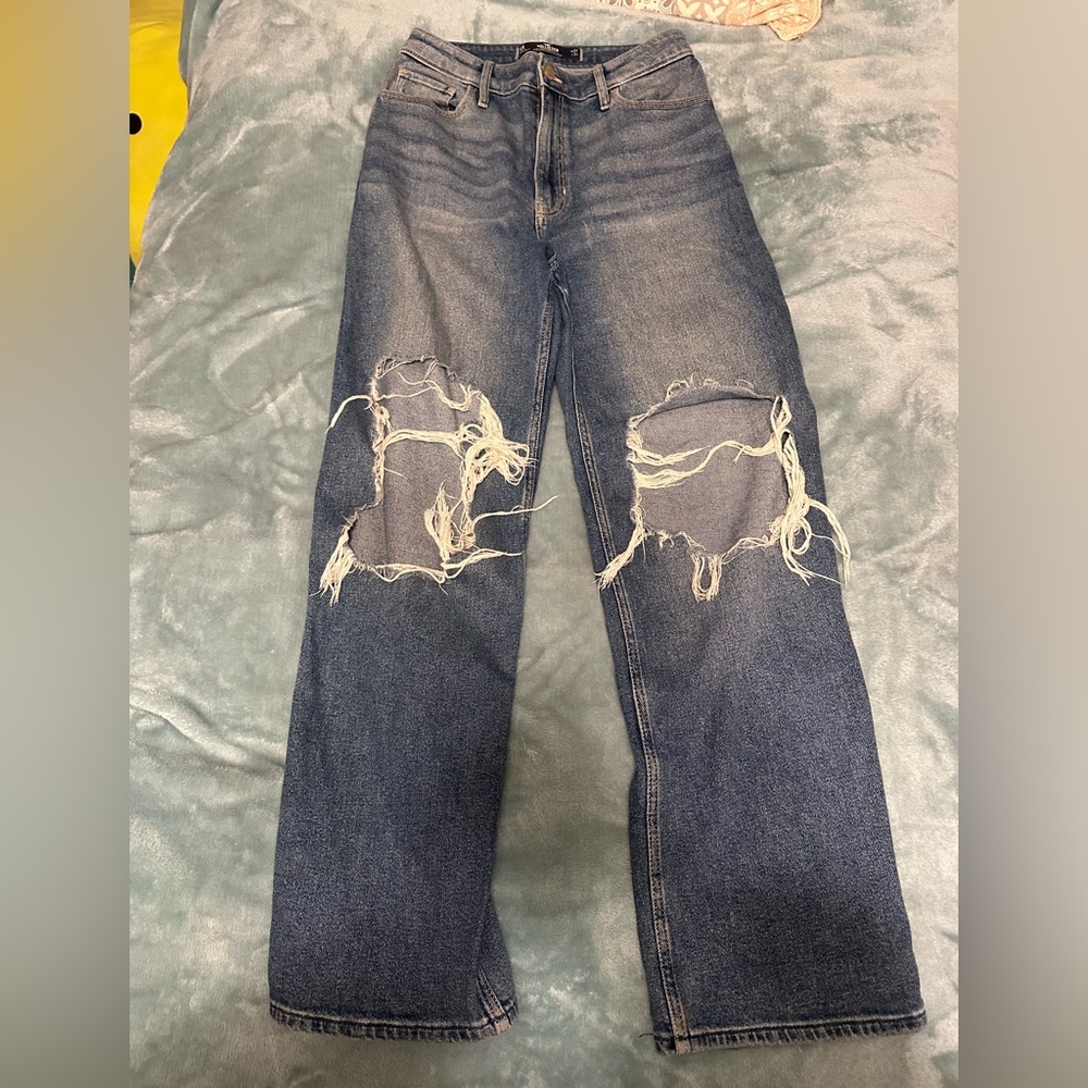 Hollister Ultra High-Rise Dad Jean